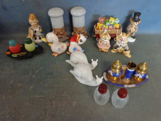 lot 129 image: Salt and Pepper Shakers
