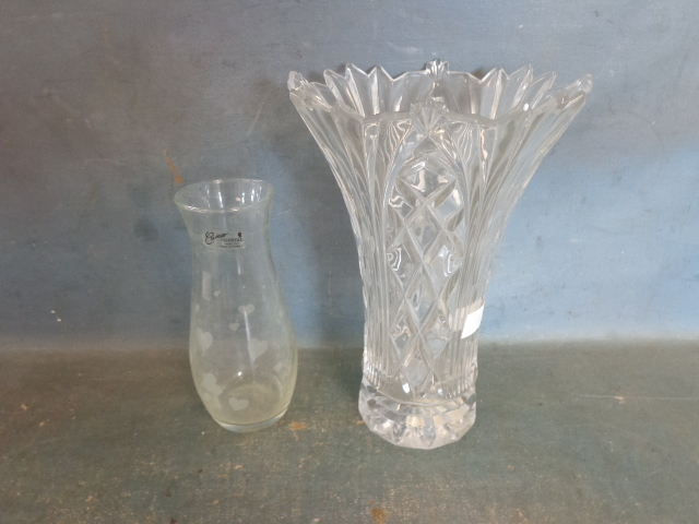 lot 139 image: Crystal Vases