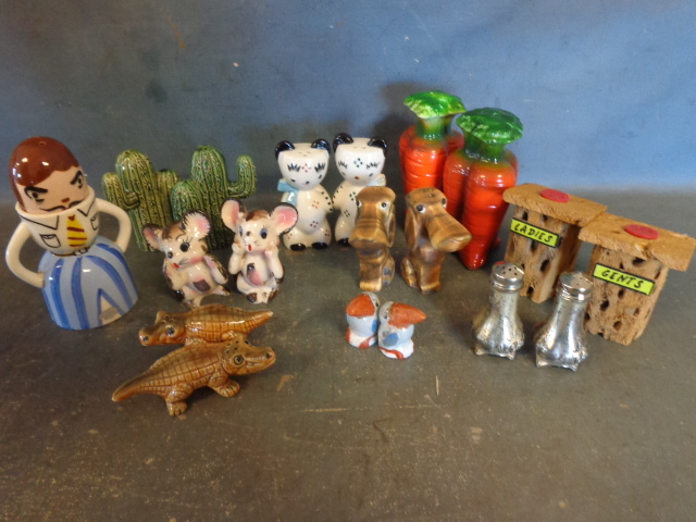lot 154 image: Salt and Pepper Shakers