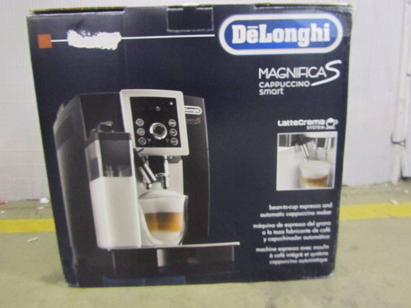 lot 28 image: DeLonghi Magnifica S Espresso Machine Smart
