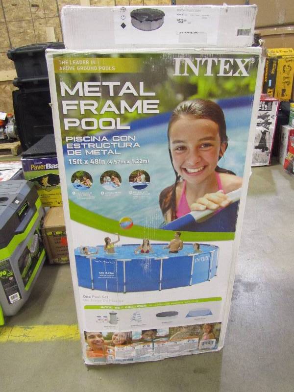 lot 40 image: Intex 15 ft. Wide x 48 in. Deep Round Metal Frame Pool Set 15 pool cover.