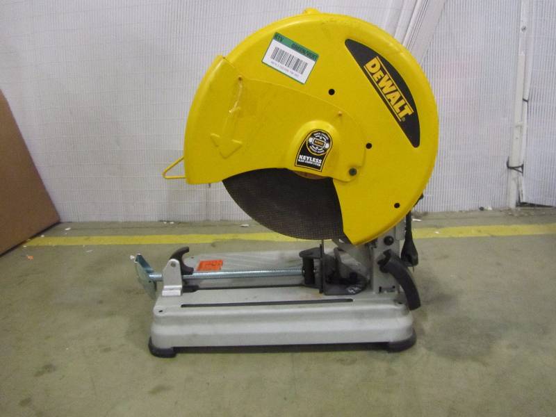 lot 79 image: DEWALT 15 Amp 14 in. Cut-Off Saw