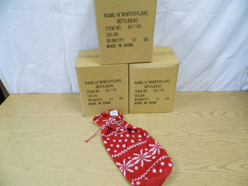 lot 25 image: Lot of 36 New Wine Bottle Bags