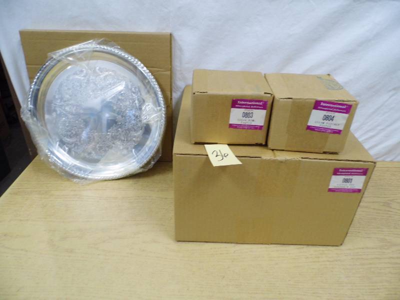 lot 36 image: International Silver Co Service