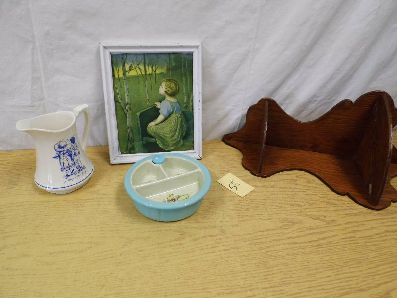 lot 58 image: Vintage Items