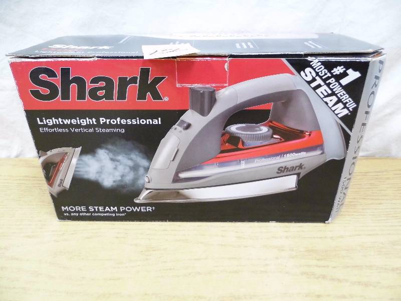lot 156 image: Store Return - Shark Iron