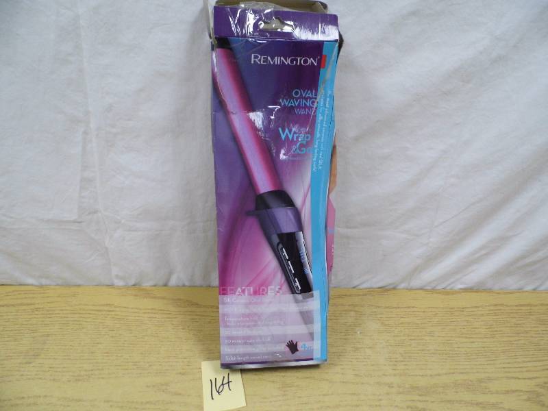 lot 164 image: Store Return - Remington Oval Waving Wand