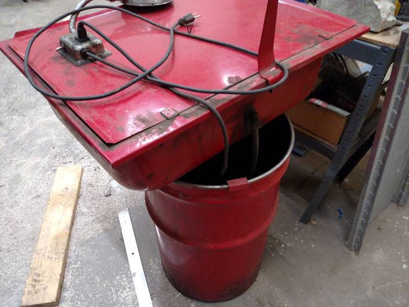lot 6 image: Carolina 30 Gallon Parts Washer, Dr...