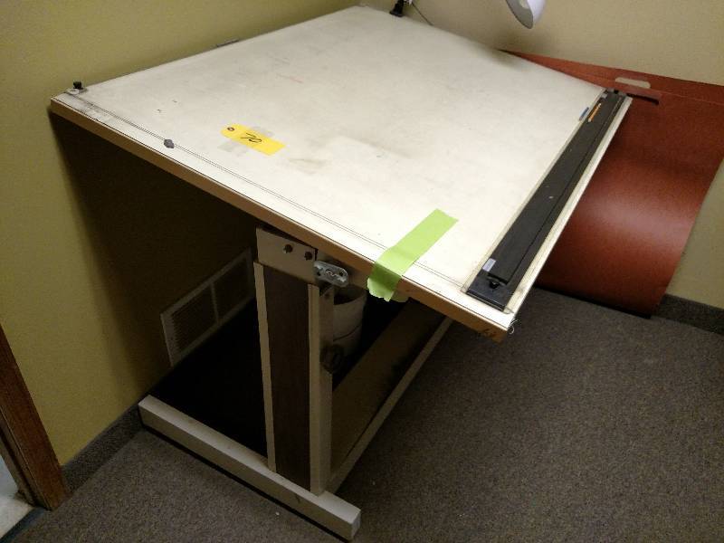 lot 70 image: Mayline Drafting Table, 50x37.5 wit...