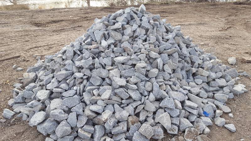 lot 82 image: Granite, 3-6