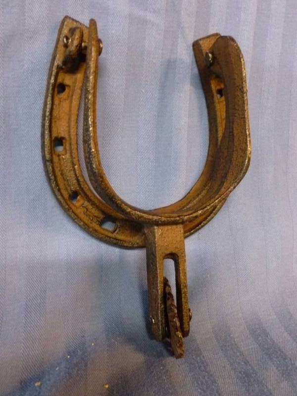 lot 44 image: Collectible