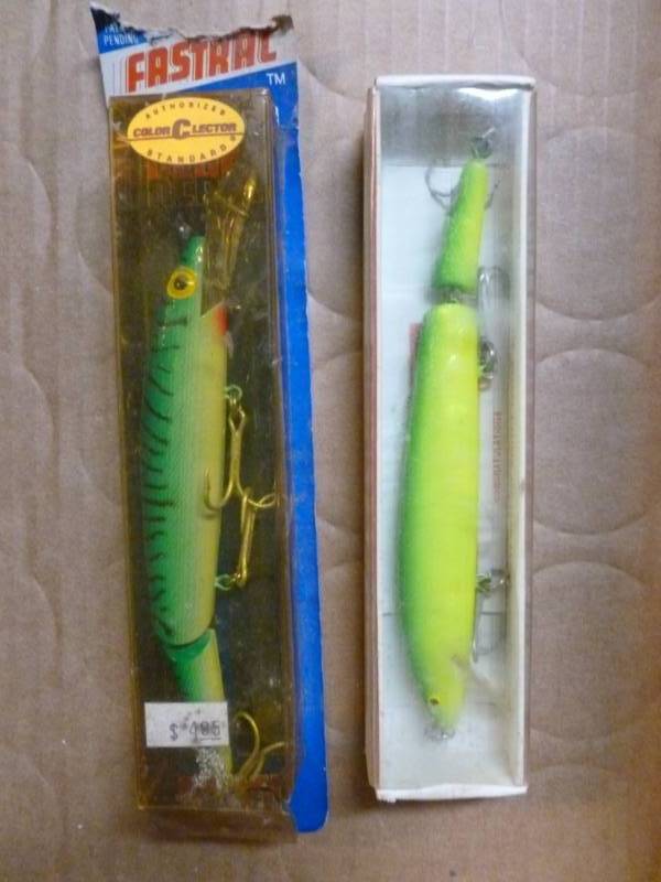lot 49 image: Fishing Baits