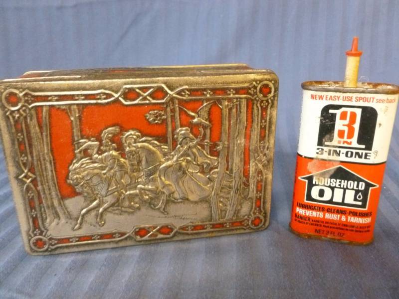 lot 66 image: Vintage Oil Can