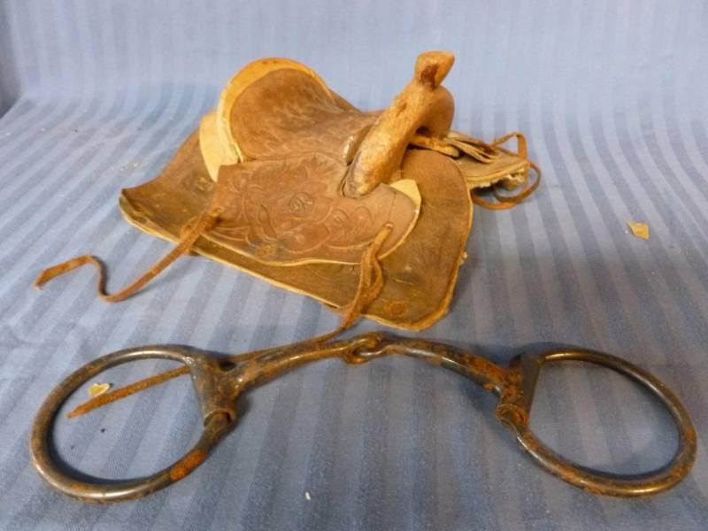 lot 110 image: Horse Equipment