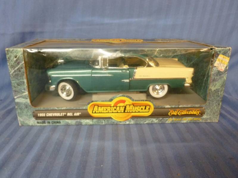 lot 154 image: Die Cast Metal Car