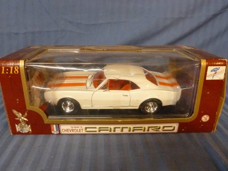 lot 155 image: Die Cast Metal Car