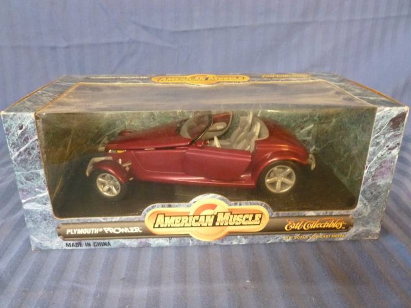 lot 161 image: Die Cast Metal Car
