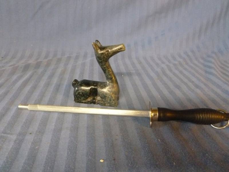 lot 167 image: Sharpening Steel