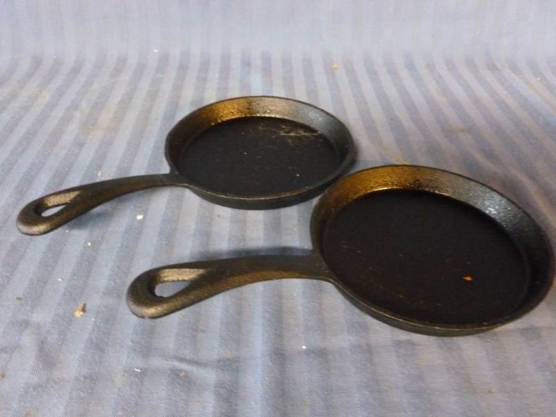 lot 235 image: Cast Iron Pan