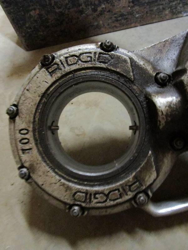 lot 21 image: Ridgid 700 Electric Pipe Threader