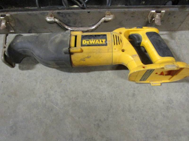 lot 38 image: 18v DeWalt Sawzall & Black & Decker Sawzall