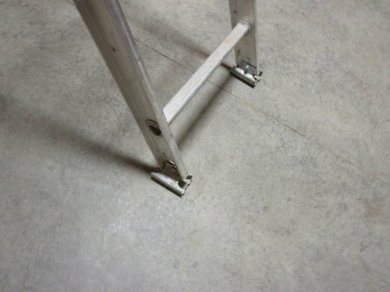lot 83 image: 6 Alum Ladder