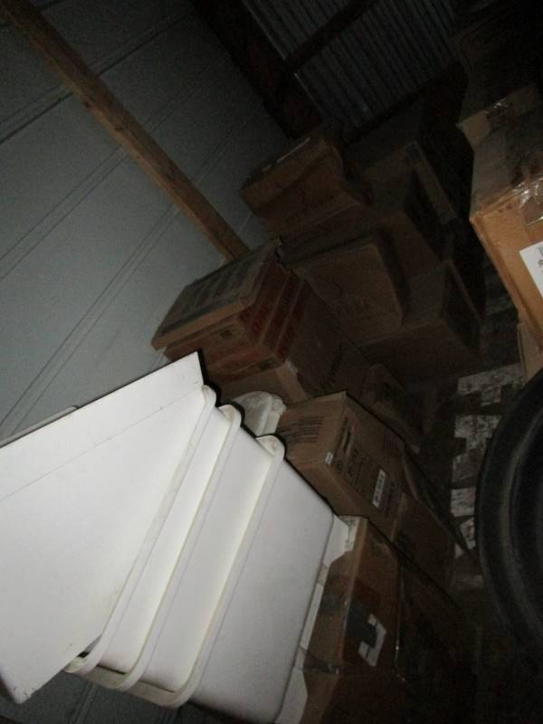 lot 147 image: Row of New Fixtures (see pics)