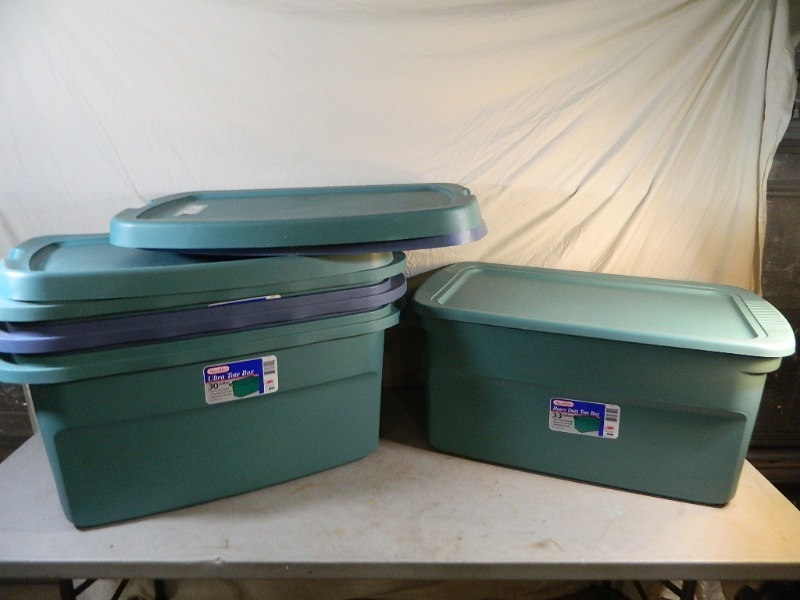 4 Large Totes with Lids