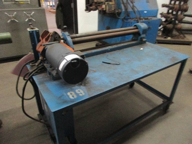 lot 18 image: Niagra Slip roll machine