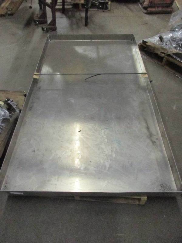 lot 29 image: Stainless steel drill tray