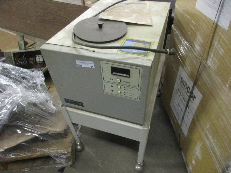 lot 31 image: FTS Systems Chiller for materials testing