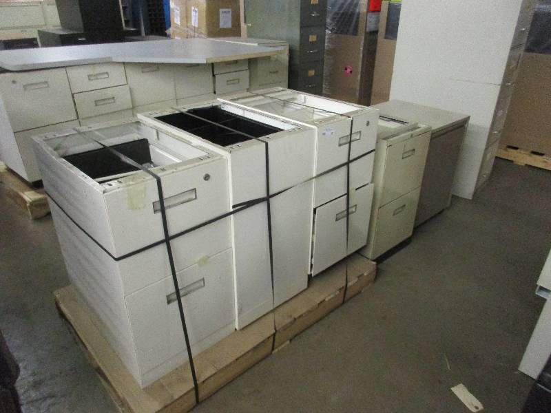 lot 47 image: 6 Cabinets and file cabinets