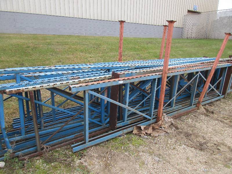 lot 79 image: Pallet Racking Uprights