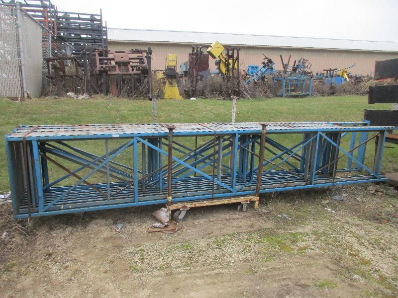 lot 81 image: Pallet Racking Uprights