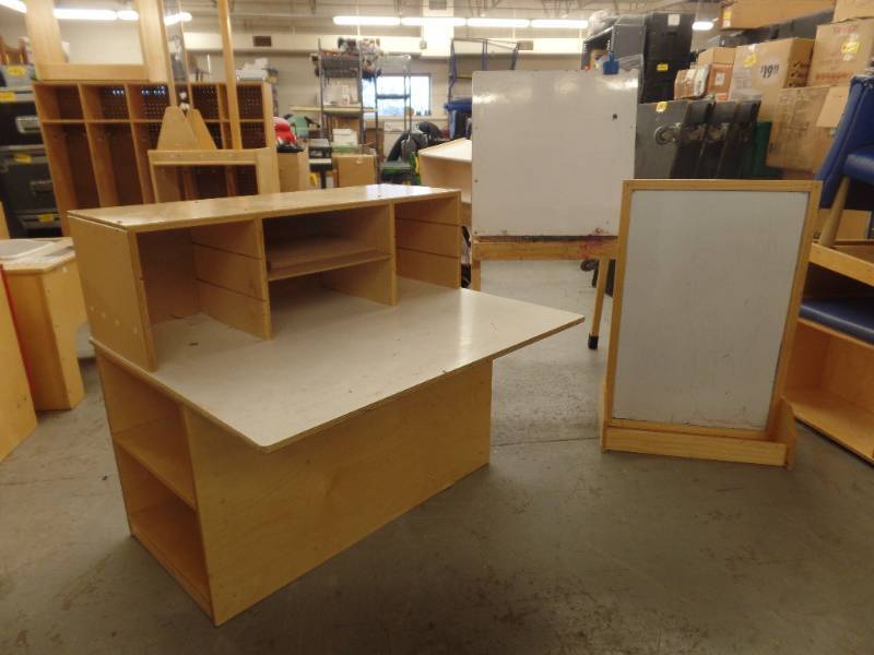 CHILDRENS ART FURNITURE