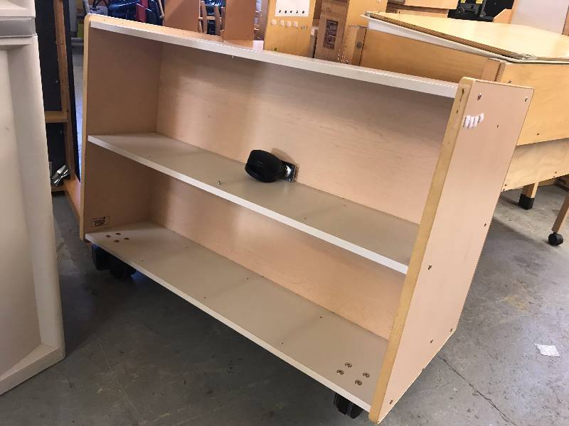 SHELF  CART AND PLASTIC STORAGE LOCKER