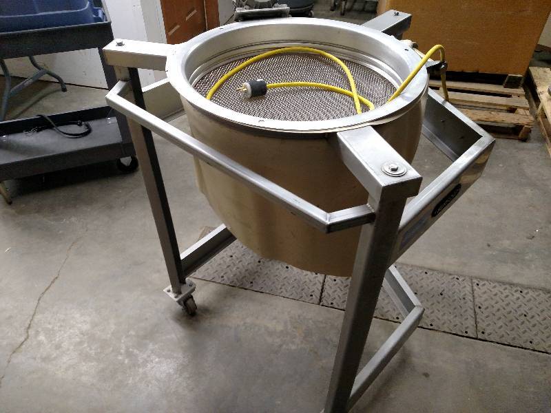 lot 8 image: Burford Model 260 Portable Sifter, ...
