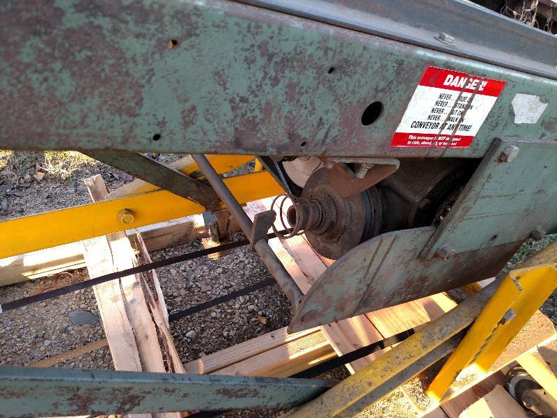 lot 1 image: Hytrol Power Incline Conveyor, 12x...