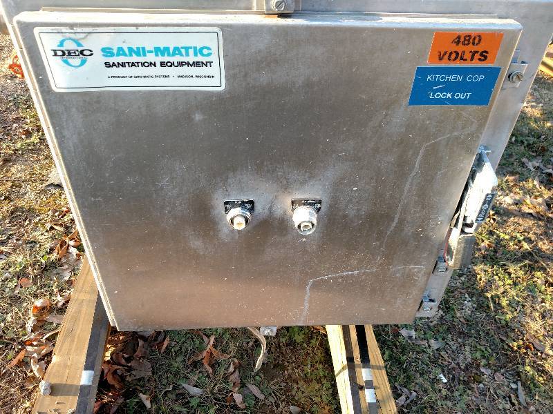 lot 3 image: Stainless Steel COP Tank, 12x2x21...