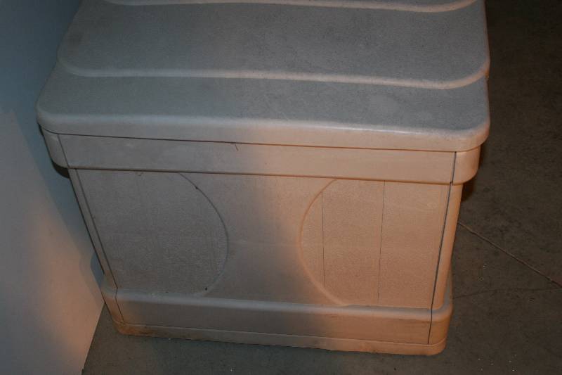 Large Outdoor Storage Bin | Estate Auction | K-BID