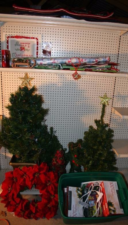 Huge Christmas Lot