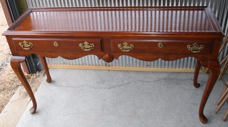 SofaEntryway Table
