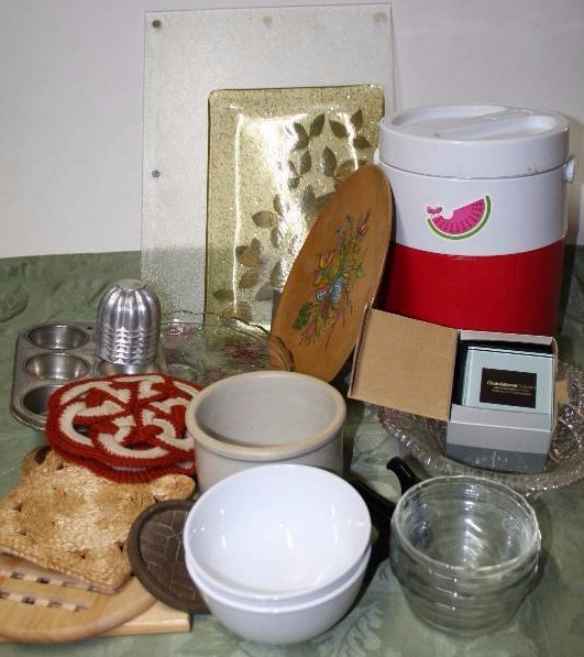 Assorted Kitchen Wares