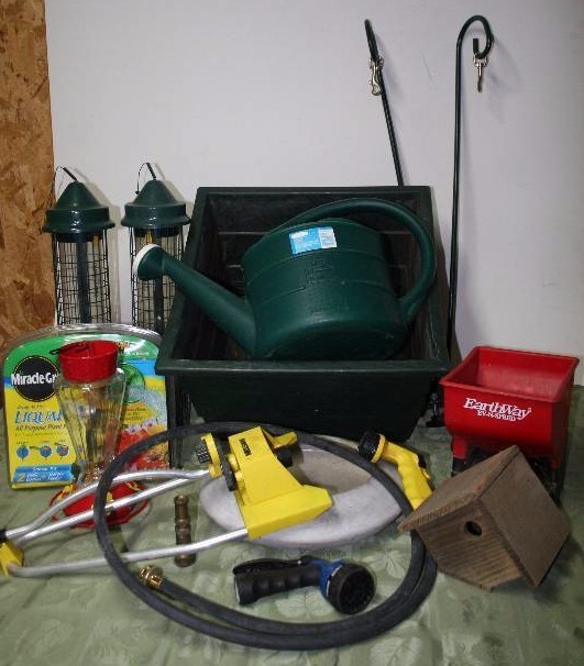 Outdoor Dcor and Accessories