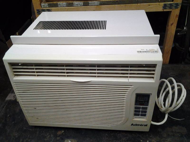 lot 3 image: Admiral Window AC Unit