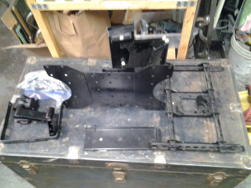 lot 4 image: 3 Wall Mounts For TVs