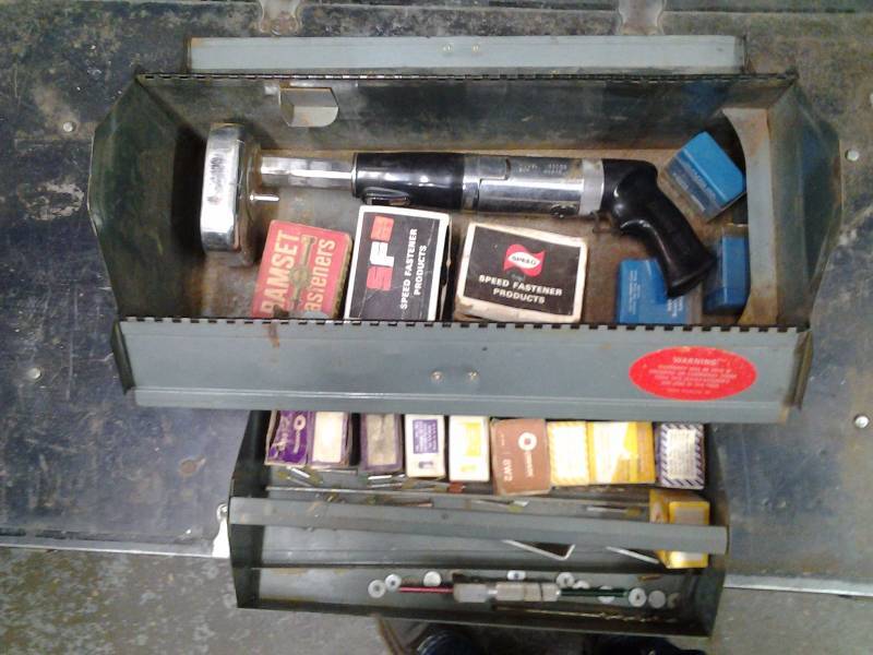 lot 18 image: Omark Industries Fastener With Fasteners & Case