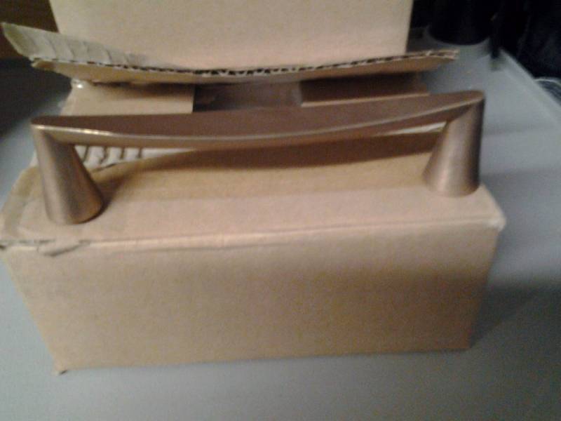 lot 28 image: 4-Brushed Brass Handles