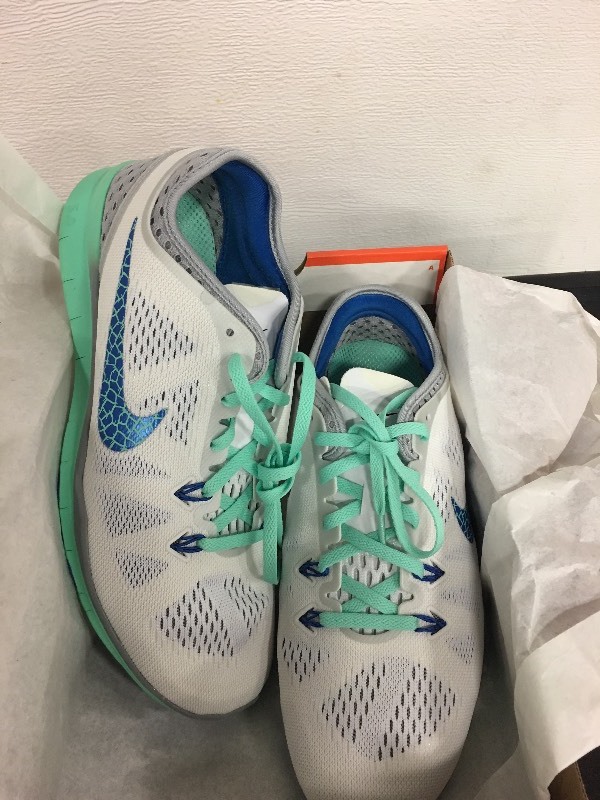 Nike Free 5.0 -  womens size 8