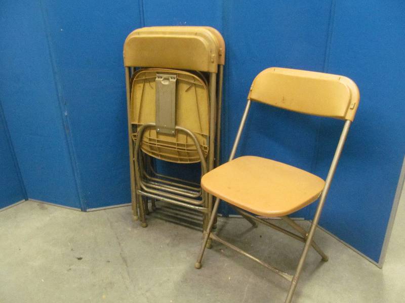 vintage Samsonite folding chairs